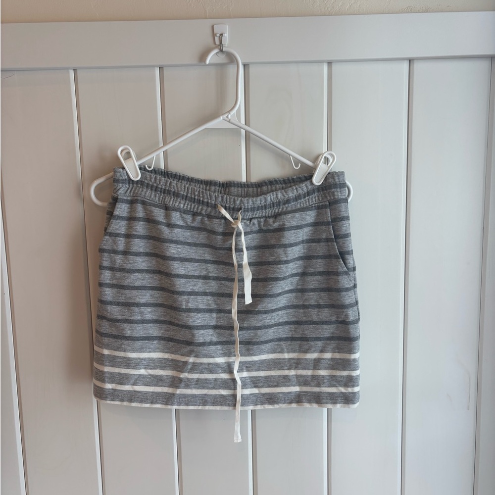 LOFT Heather Gray and White Skirt